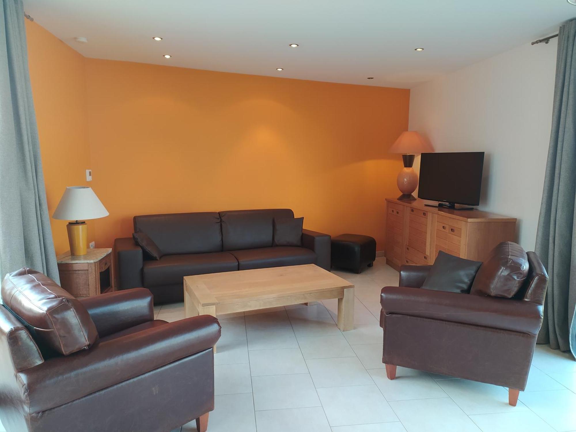 Gites Bord De Mer: Beachfront Apartments near Arromanches Saint-Come-de-Fresne Exterior photo
