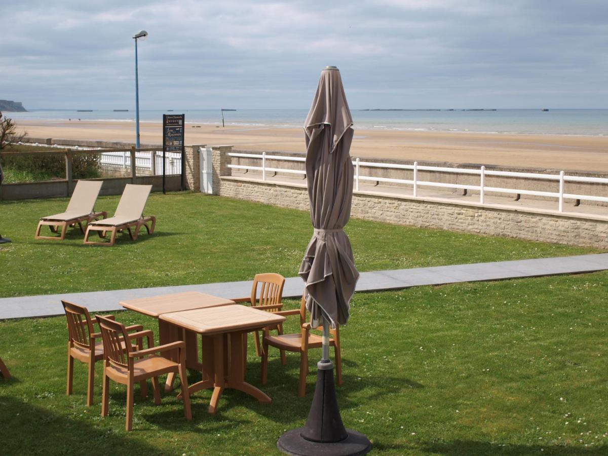 Gites Bord De Mer: Beachfront Apartments near Arromanches Saint-Come-de-Fresne Exterior photo